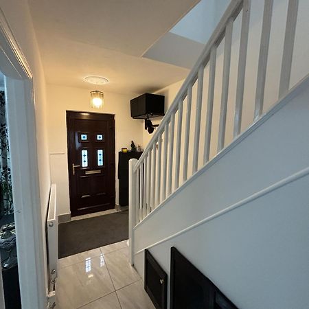 Charming And Cosy London Home, Garden, Parking & Family Fun มิทแชม ภายนอก รูปภาพ
